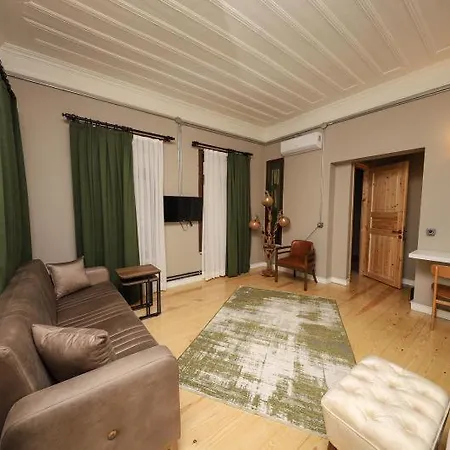Berf Otel *